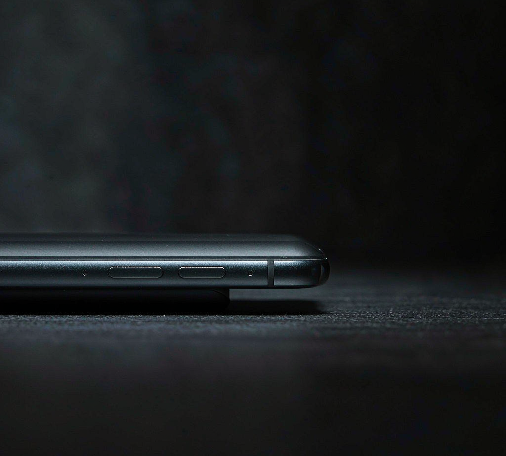 8.2mm — Slim Profile